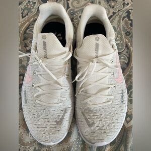 Nike Free RN 5.0. - cream & pink